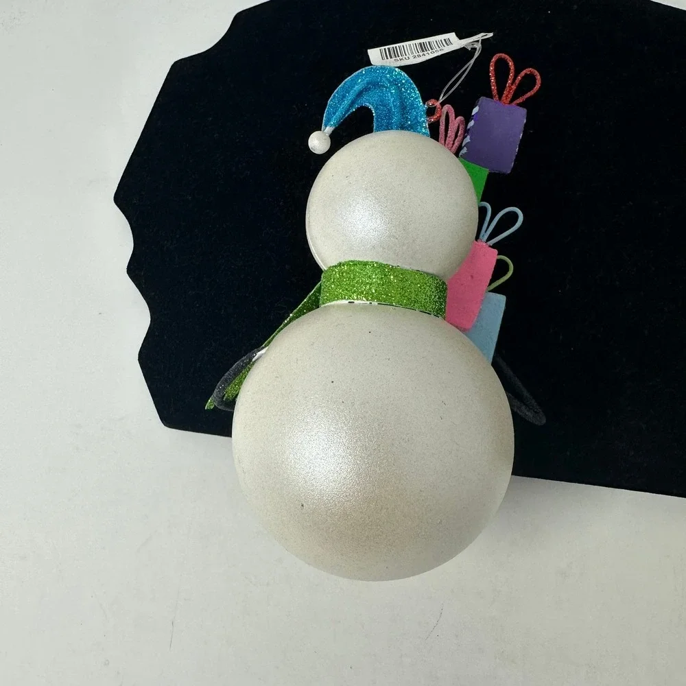 Pier 1 Christmas Ornament Unisex OS White Snowman Stacked Gifts Glitter 150/1511